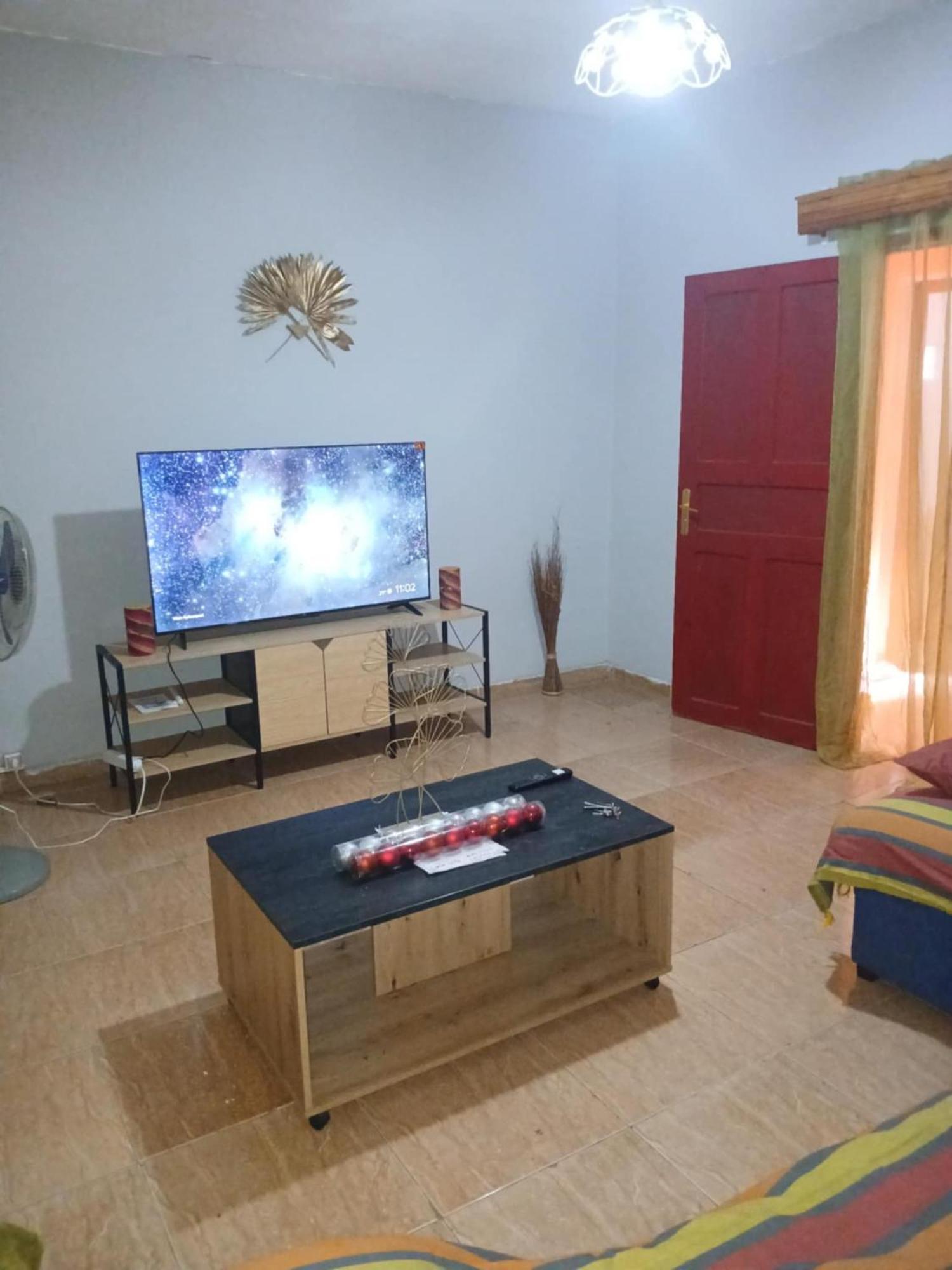 Ami Lodge Mamoudzou Buitenkant foto